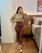 Blusa Tricot Olívia Cropped – Bege