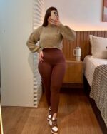 Blusa Tricot Olívia Cropped – Bege - Imagem 3
