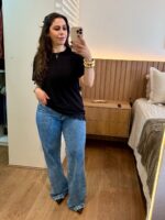Max T-shirt Assimétrica com Renda - Juli - Imagem 2